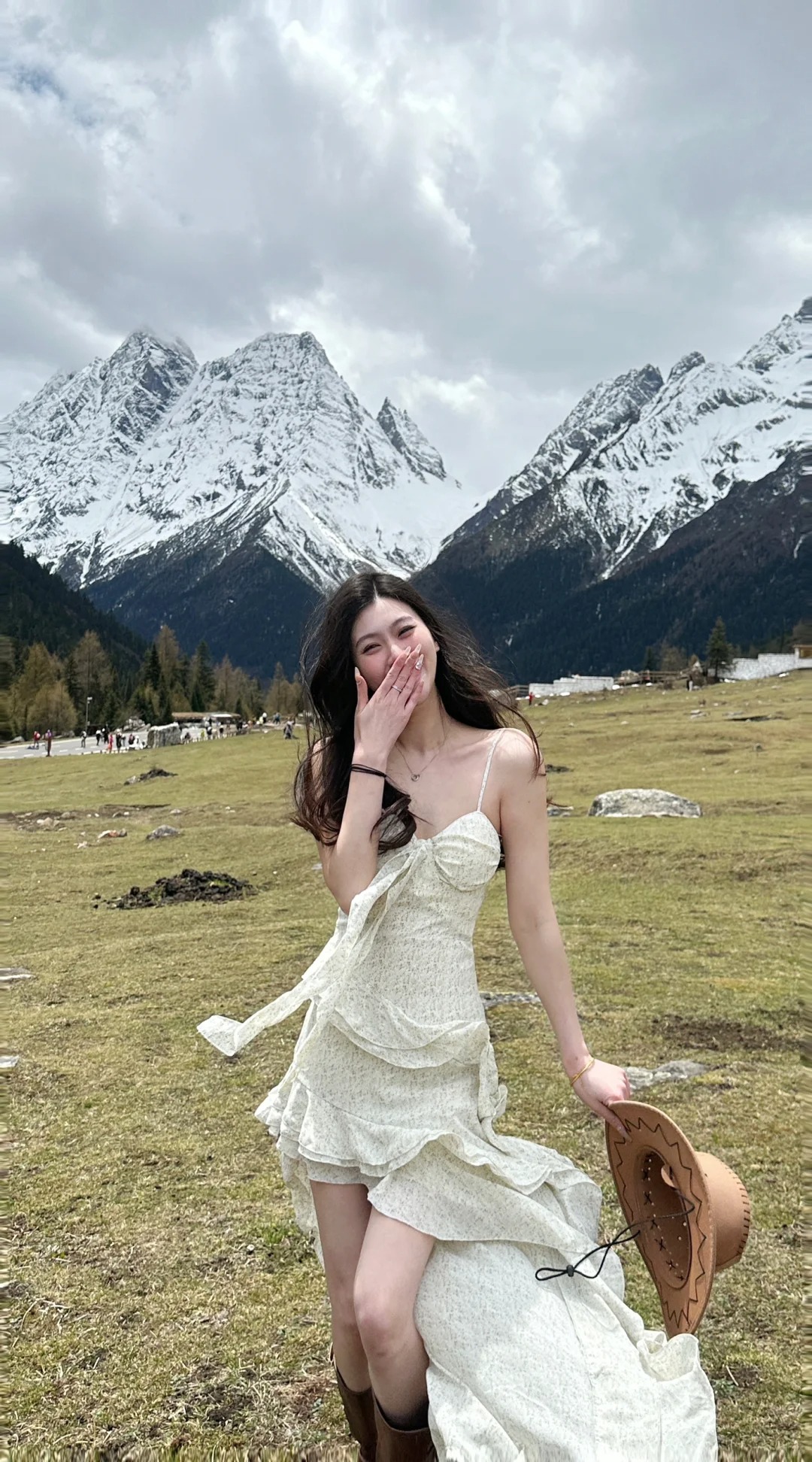 四姑娘山
川西四姑娘山真的美到窒息  一路上去都在感叹它的美