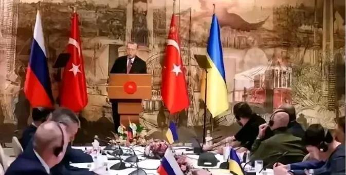 《消息报》炸了！若夫科瓦要秘密拉俄“和谈”，和平曙光闪现？

嘿，小伙伴们，咱们