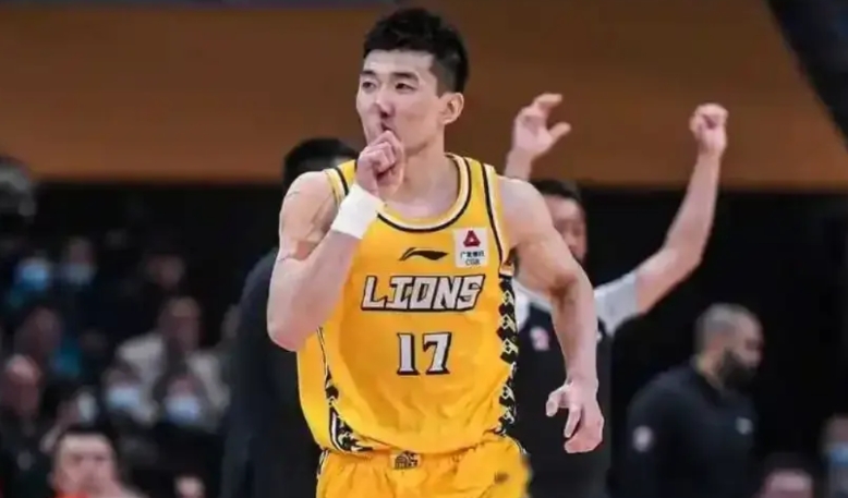 终于知道为什么郭士强指导不选孙铭徽进国家队了

浙江德比，进行了半场，刻意观察了