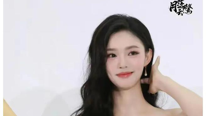 林允美图大放送！大美女气场全开，惊艳众人