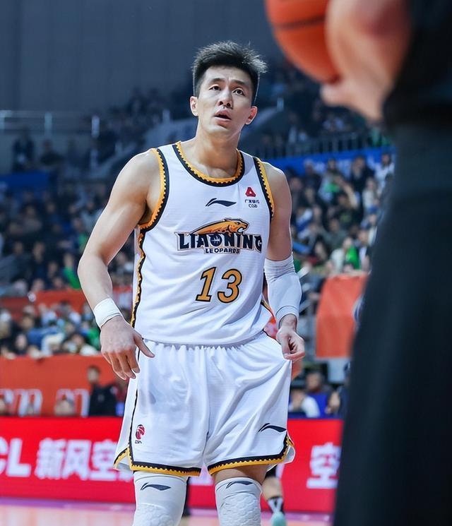 扶正赵继伟，交易郭艾伦，换来王岚嵚，如今这3人表现如何？