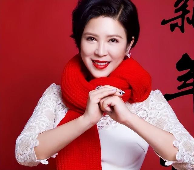 杭天琪:曾9次上春晚,46岁高龄生子,如今婚姻状况如何?(周冰倩个人资料简介)-第2张图片-九妖电影 杭天琪:曾9次上春晚,46岁高龄生子,如今婚姻状况如何?(周冰倩个人资料简介)-第2张图片-九妖电影