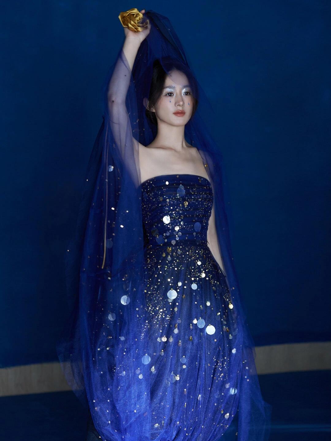 赵丽颖：光影之间，寻找自我