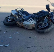 江苏南京，男子骑摩托载女友飙车，不幸发生车祸，导致女友死亡，男子为了赎罪，把户口