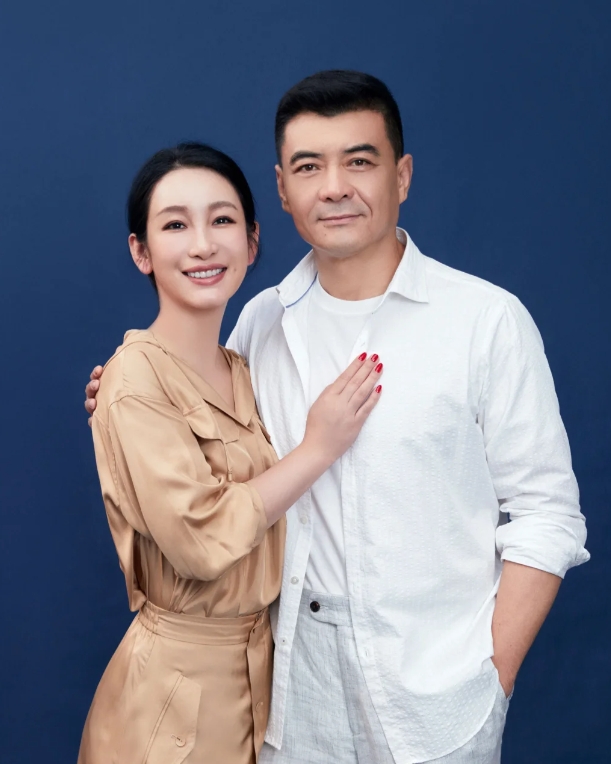 老公把她当孩子宠