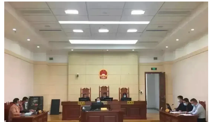 河南，一男子开了家公司，却一直赔钱，便找个大师给他看风水。大师掐指一算，认为公司