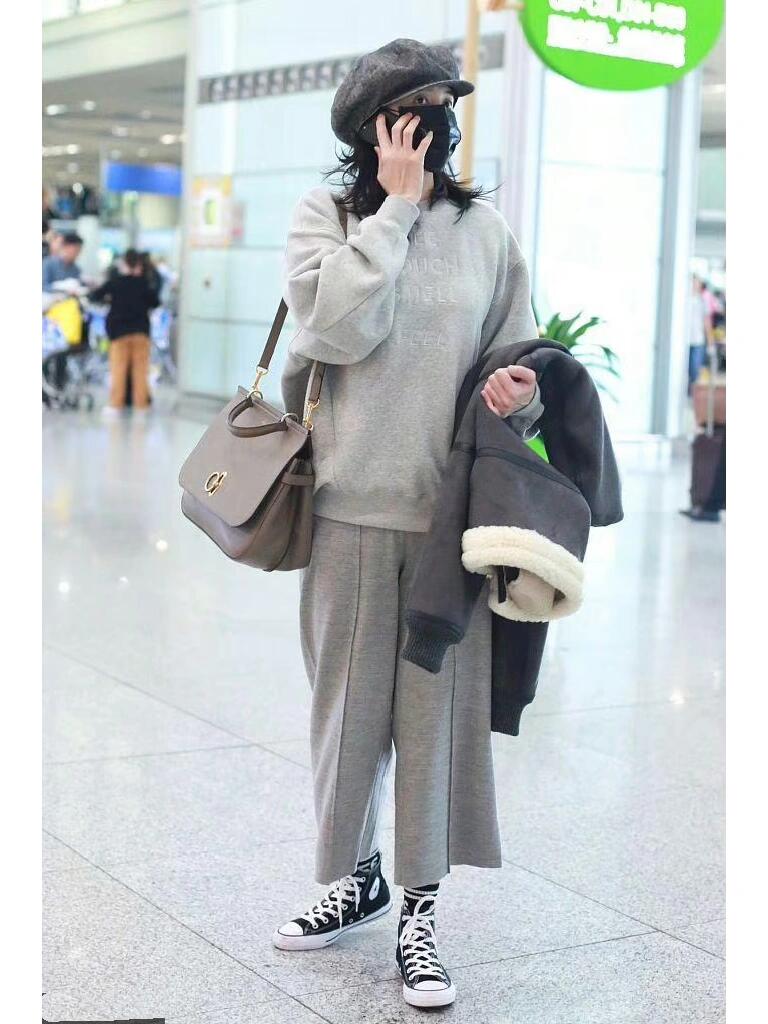 宋佳飒爽干练