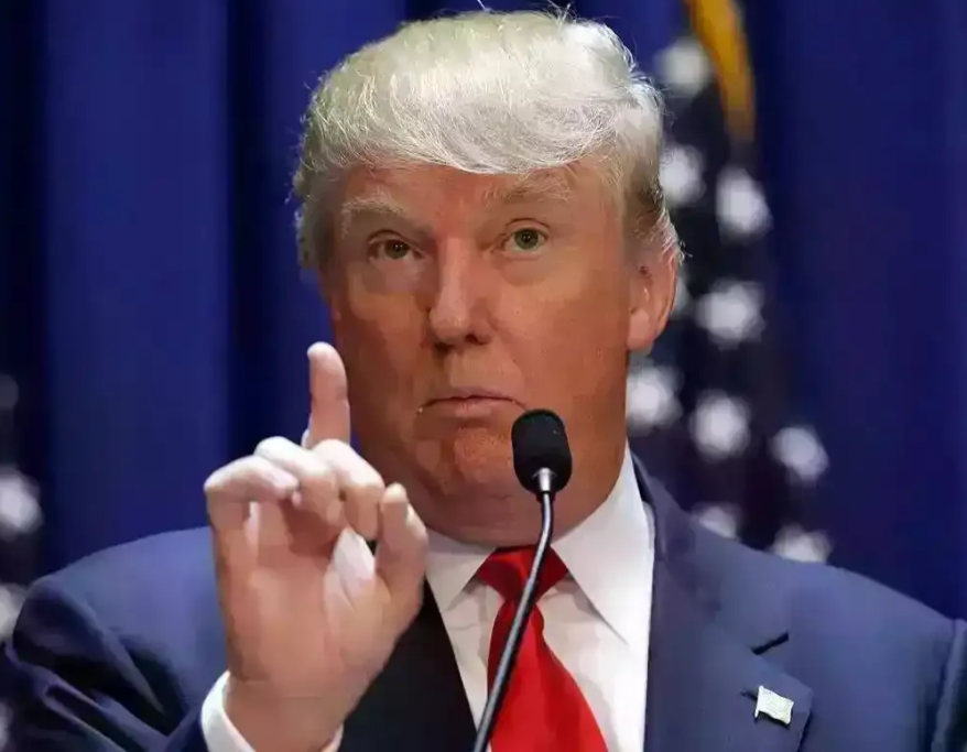 特朗普准备重新控制巴拿马运河！