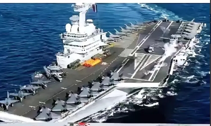 加拿大海军发表了一则声明，简直能把人笑死。
​该声明写到：解除渥太华号护卫舰舰长