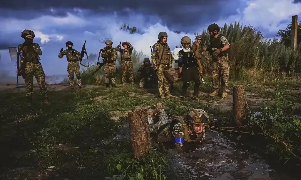 #论乌克兰的未来# 
俄罗斯最近成功夺下了阿夫杰耶夫卡，然后干了一件让人目瞪口呆