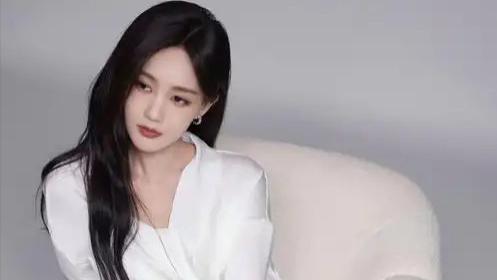 李一桐：从默默无闻到影视新宠，她的演艺之路光芒四射