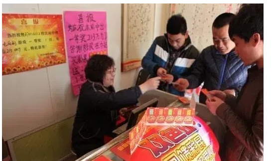 广东深圳，男子20元买了一张刮刮乐，发现中了5万，哪知道，当他到福彩中心兑奖时，