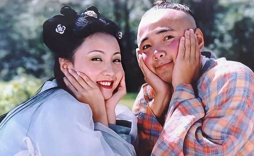 陶虹早年凭演技在影视圈发光，与徐峥相恋结婚19年。这些年她经历产后痛失双亲。近年
