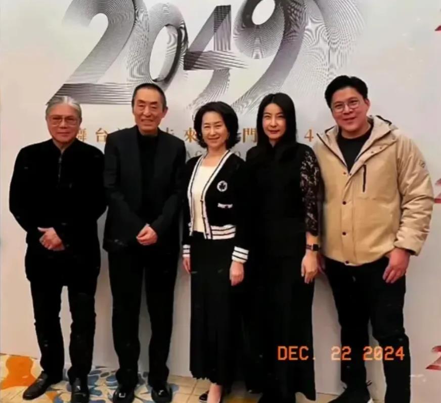 都能认出来这五位的可能是经常看电视剧吧？中间三位都是了不起的人物，可能都认识吧？