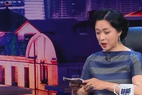 在一次访谈中，金星问刘涛，最想合作的男演员是谁。刘涛经过短暂沉思后回答：“陈道明