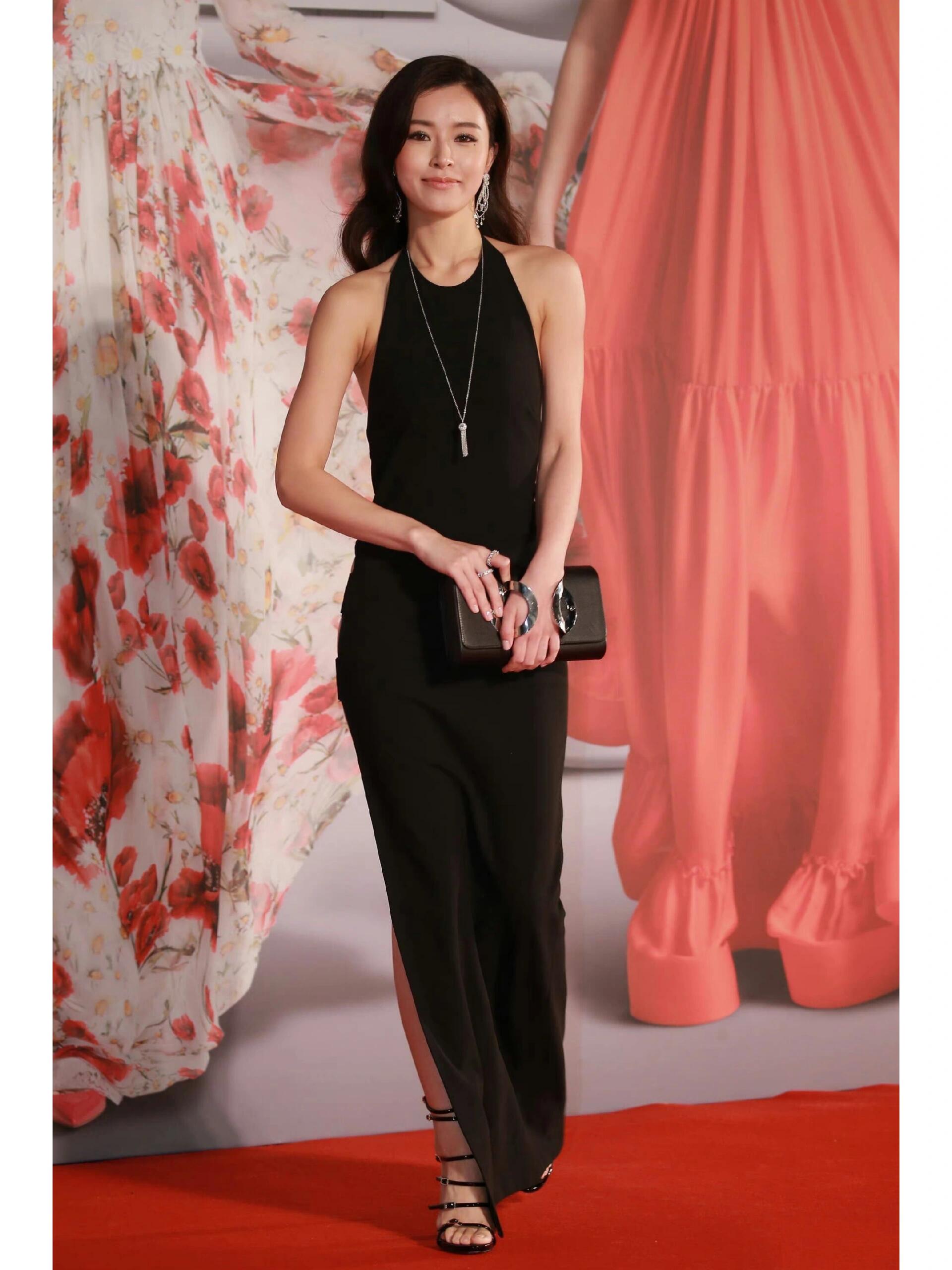 她的气质真好啊！