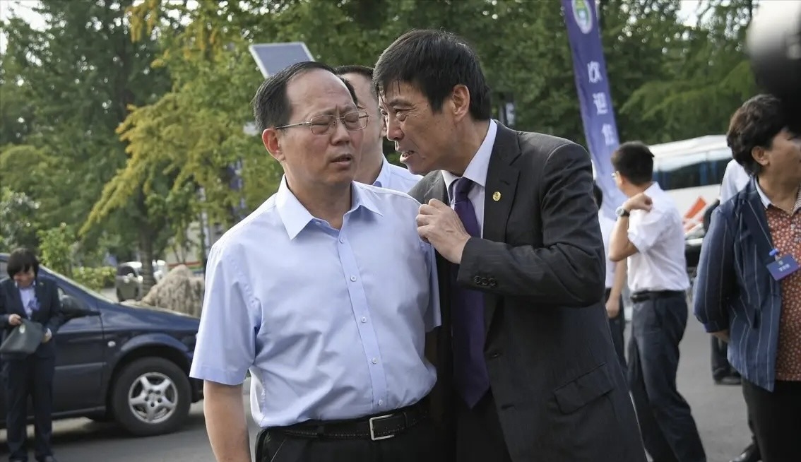 争议！苟仲文曾架空刘国梁 导致国乒5人罢赛抗议 马龙樊振东领衔