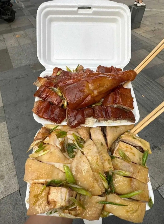 在广东，这样的快餐算什么级别?