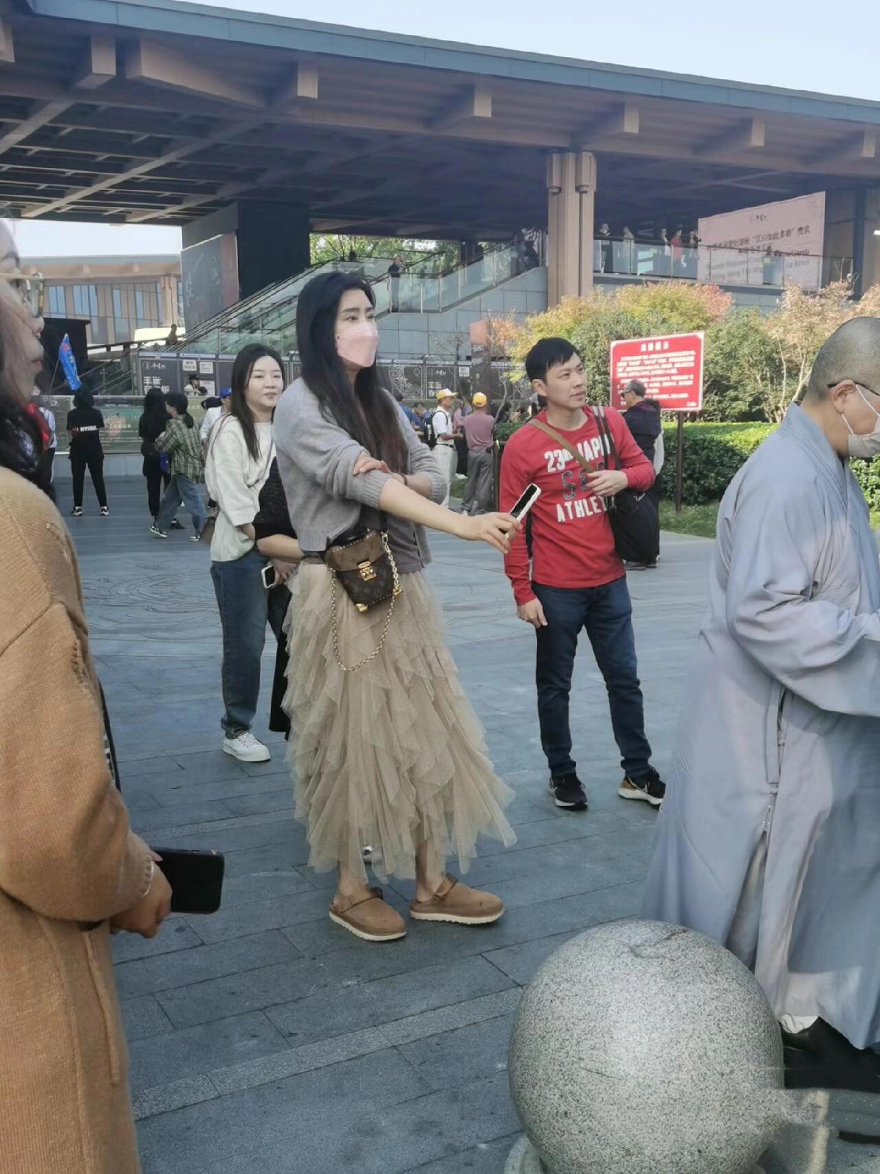 王祖贤终究是美人