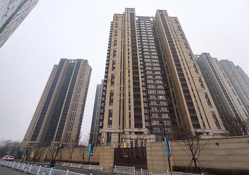 央行：全国商业房贷不再区分首套房和二套房，首付比例统一为15%；存量房贷利率下调