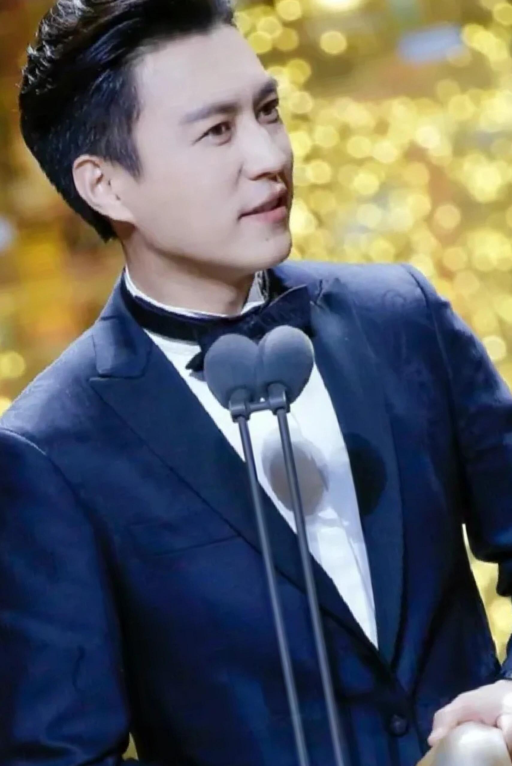 靳东的坚守：演员的底线与骨气