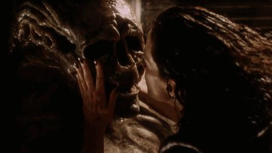 一口气看完异形4，系列终章没有烂尾