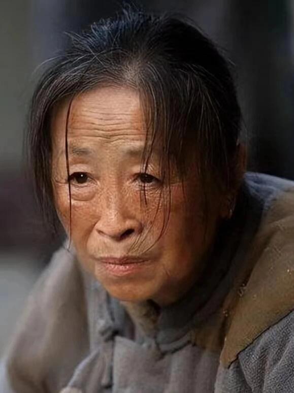 晚年凄凉的4位明星