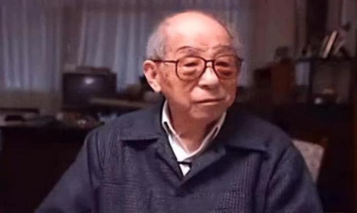 张学良在101岁去世前，终于道出了保住自己性命的真相，当年被扣押时，真正保住他性