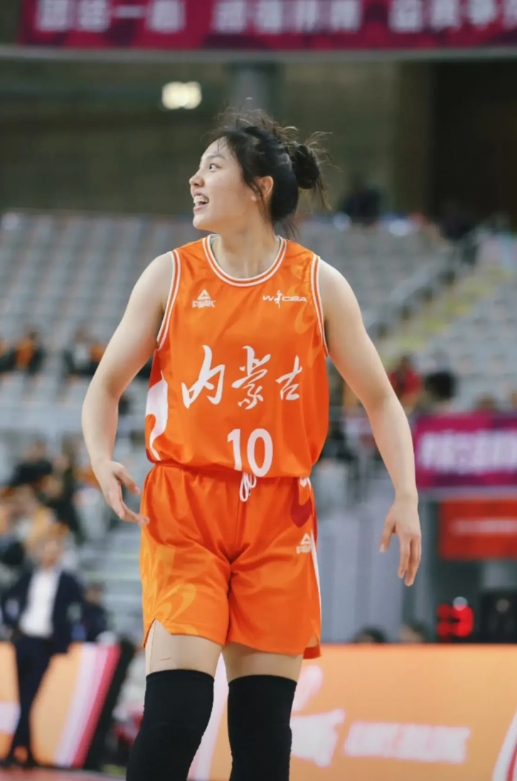 太丢人，内蒙古女篮73-83不敌北京女篮，不得不感慨两点！

1.没有琼斯，也有