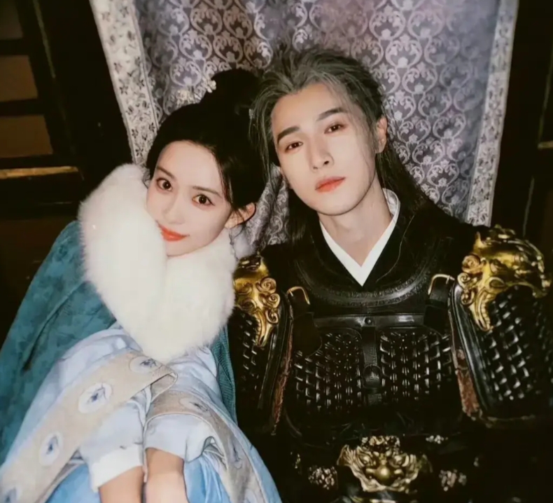 看了《九重紫》，我明白为啥评论两极分化了。

优点：
1、导演审美在线，拍摄的画