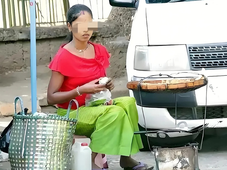 河南商丘，男子通过中间人，花10.5万买来一缅甸女子做媳妇，期间，女子跑过一次，