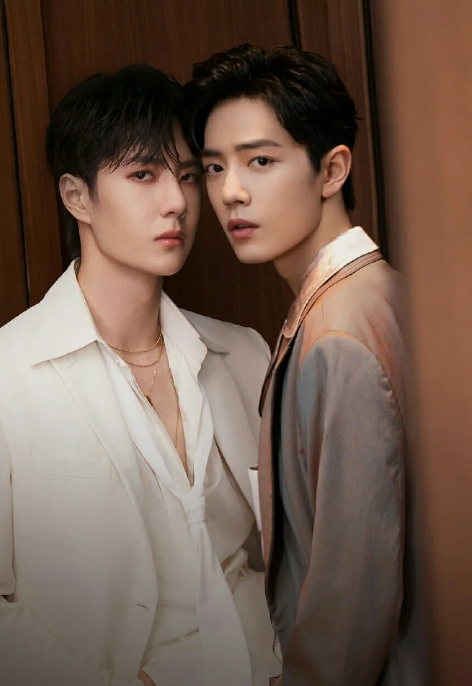 陈情令告别夜，肖战王一博敬业受赞