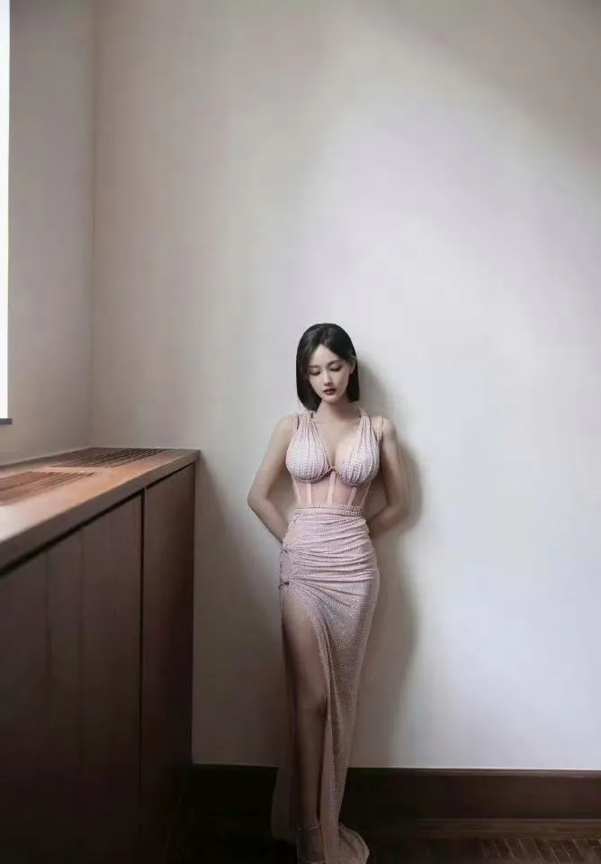 李一桐，让人不敢相信的身材