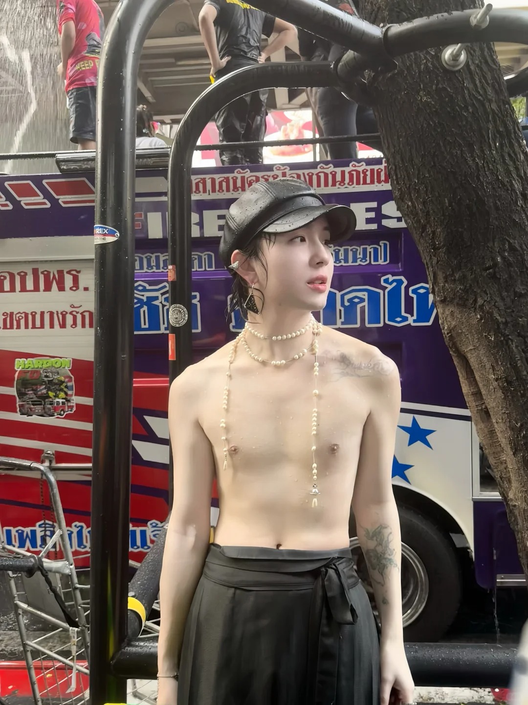 有被这身🥵到｜曼谷泼水节🇹🇭
Vivienne Westwood Brok