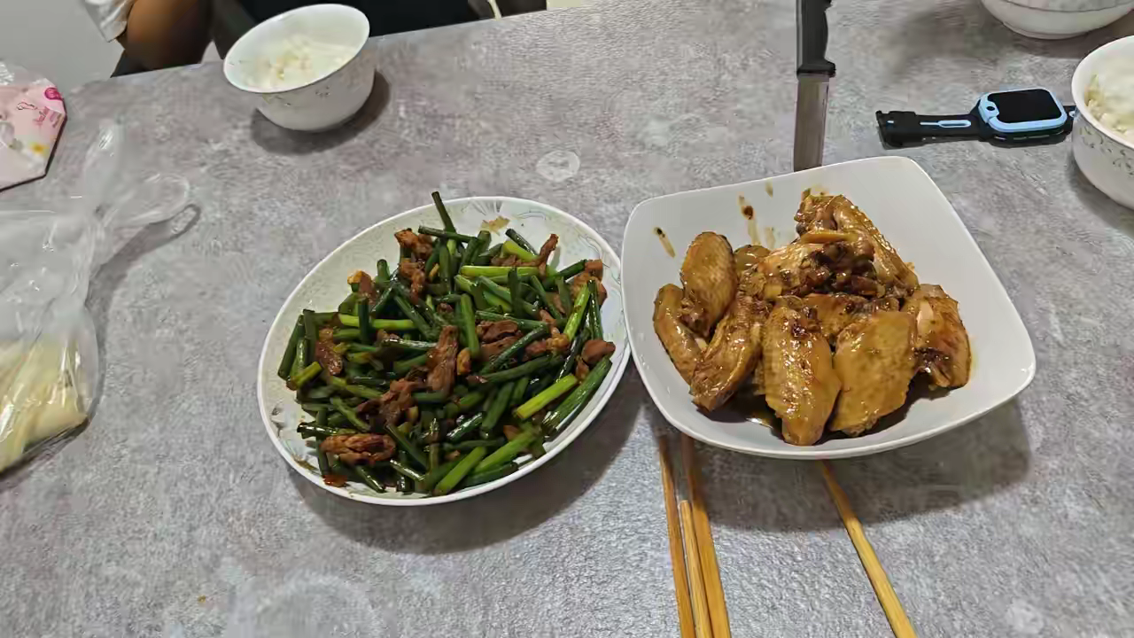 做饭做出错来了？我是一个男人，今年36岁，孩子的父亲，工资不多一个月开4000每