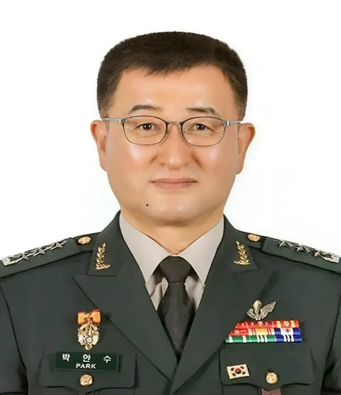 韩国戒严司令官朴安洙一脸懵：我啥都不知道啊