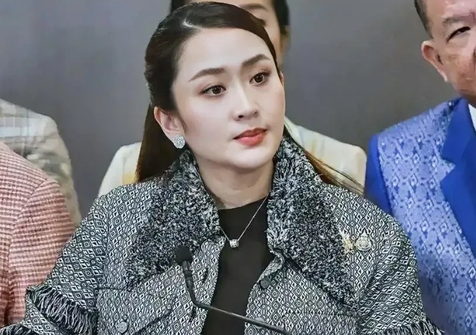 关于中泰关系，法国媒体人发表言论了！

法媒称：这次泰国总理佩通坦访华之旅，足足