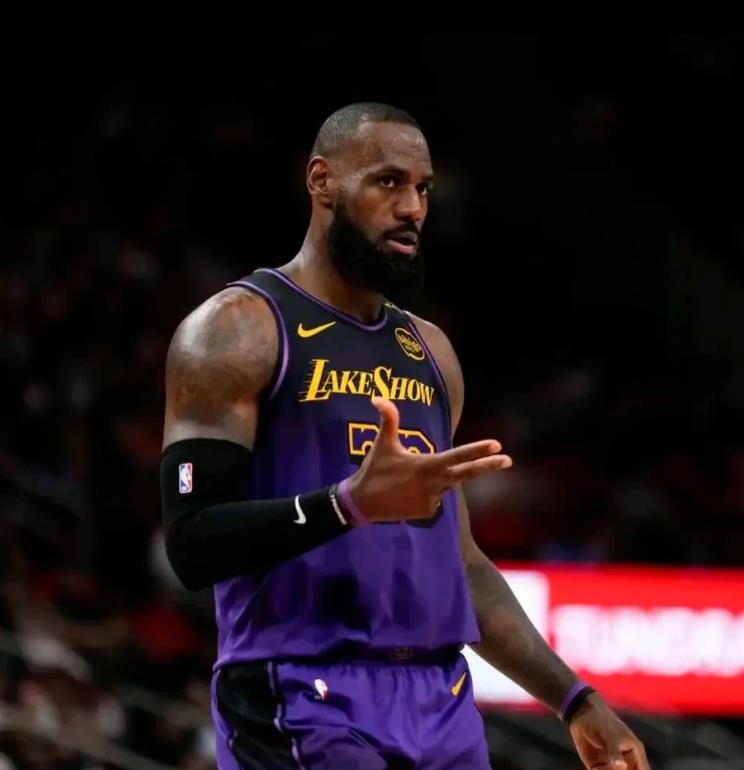 大家发现没，没有詹姆斯比赛的日子，NBA真是“无趣”多了！最近美国洛杉矶大火导致