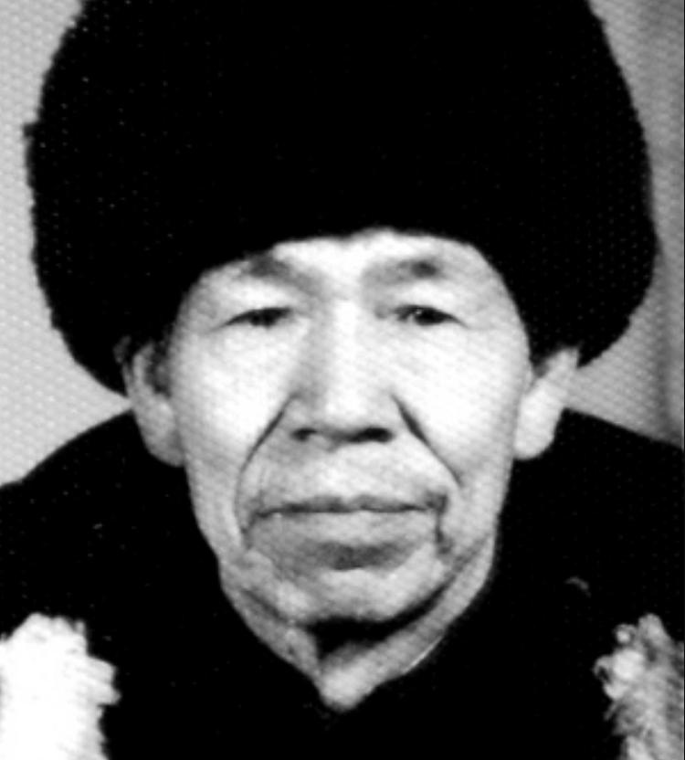 八路军战士捅了日本战俘一刀，排长肖万世被撤职，为了将功补过，他连夜端了一个炮楼