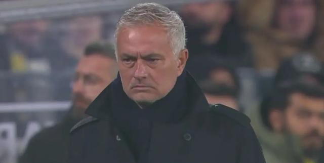 随着费内巴切3-1，穆帅喜迎5连胜，土超最新积分榜出炉：前2差3分