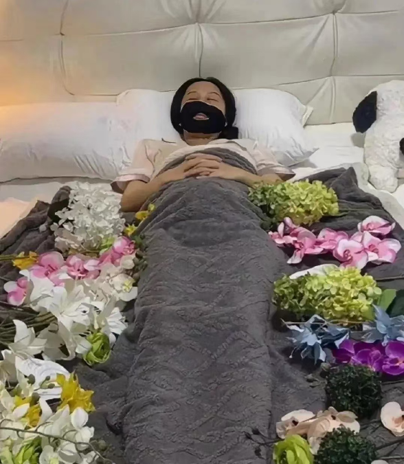 看不懂这是在做什么呢哈哈哈哈