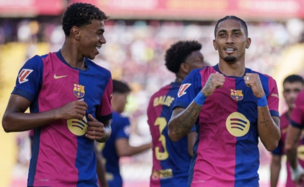 巴萨主场7-0大胜，4个不可思议！
一是拉菲尼亚的状态太好，贡献了3球1助，简直