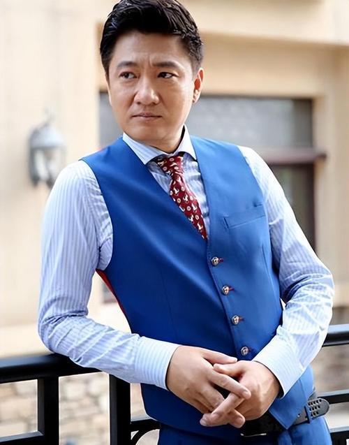 唯一拒绝范冰冰的男人，赵薇夸他从无绯闻