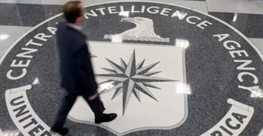 有没有一种可能，美国向CIA裁员名单发送邮件忘了加密，根本就是故意的！

要知道