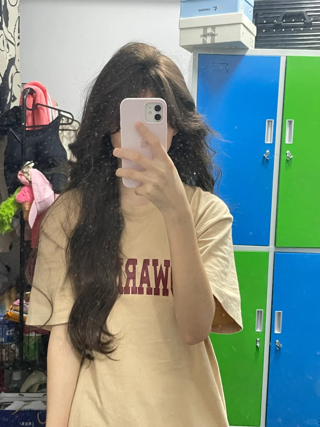 后悔没早点整
后悔没早点买了，终于可以任意切换头发了