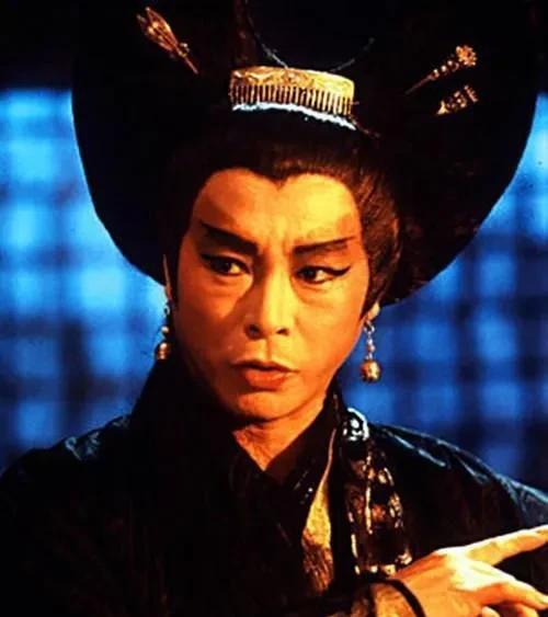 二郎神能打过树妖姥姥吗？
在《西游记》那档子事儿里，二郎神杨戬那可是天庭的顶尖高