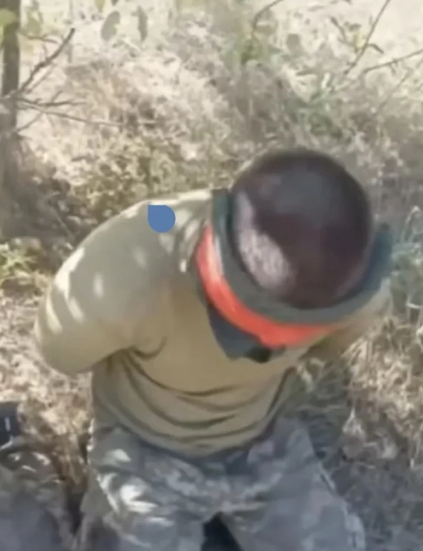 库尔斯克方向，俄军开始从正面围歼乌军！

10月10日，俄罗斯国防部新闻处网站消