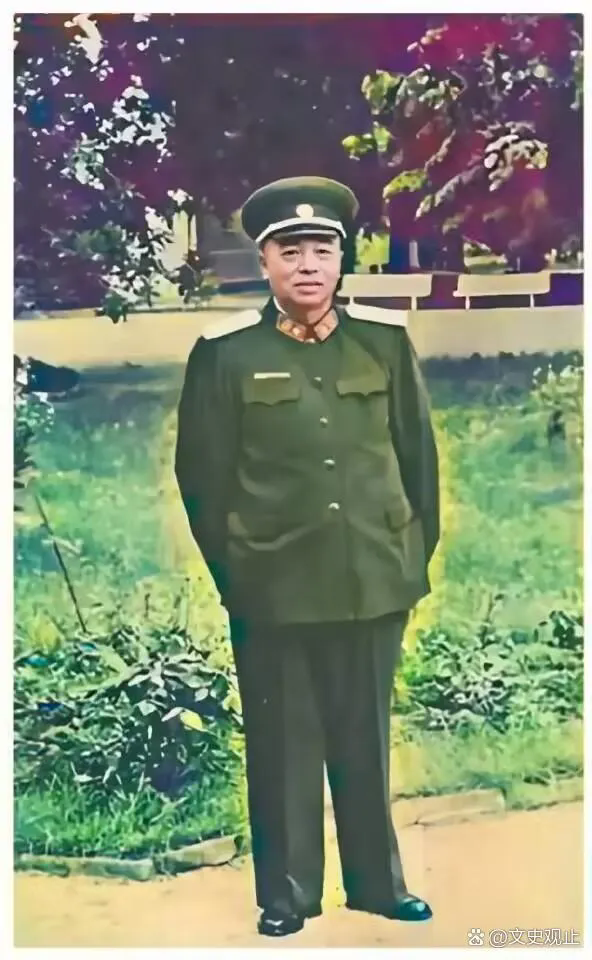 我军指挥过百万大军的将领广义上来讲，只有三个人，分别是彭德怀，林彪和粟裕。(五大