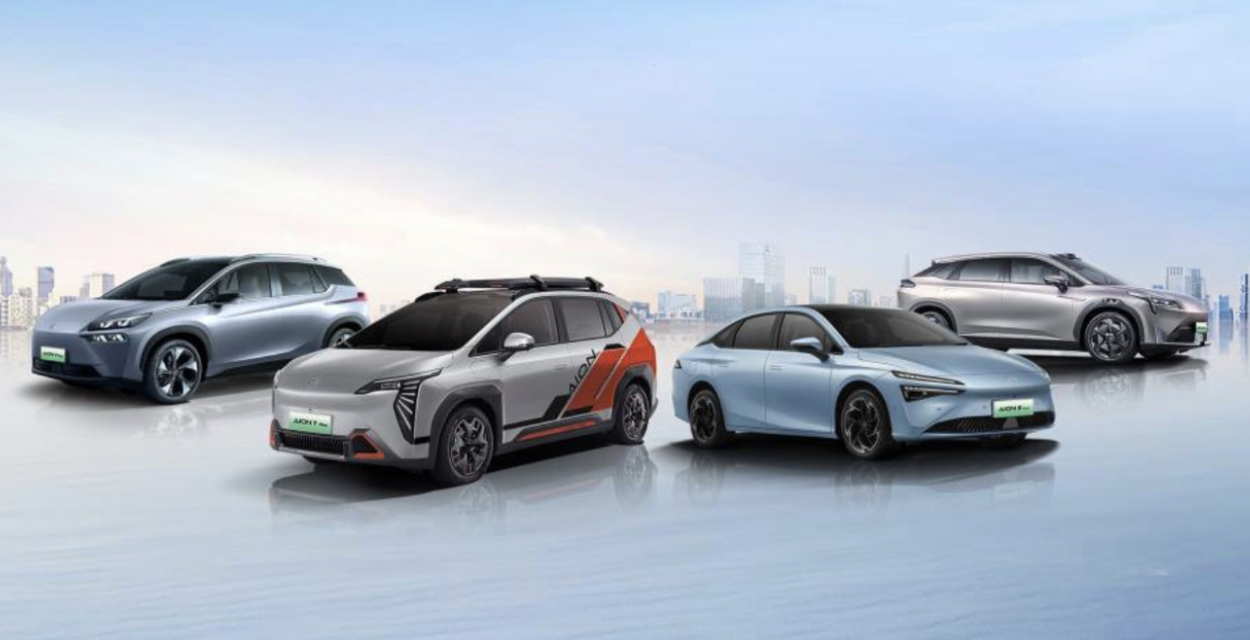 车市正在迎来至暗时刻，不管是传统车企还是造车新势力都逃不过。
比如一汽吉林因为经