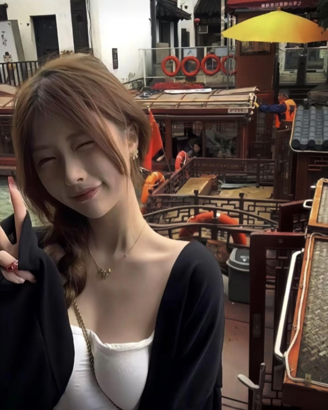 斜挎包 女人最好的医美